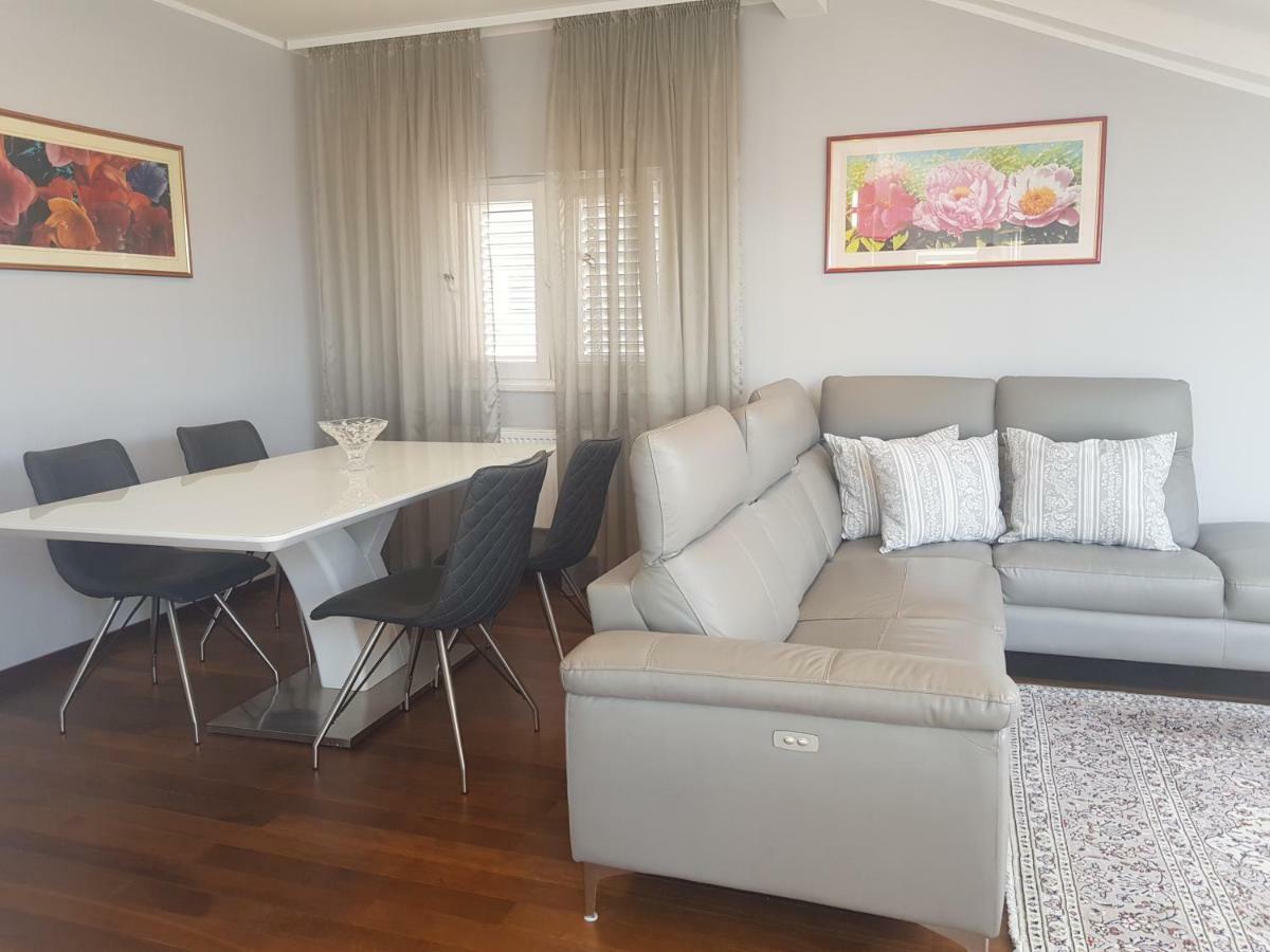 Apartman Stegic Шибеник Экстерьер фото