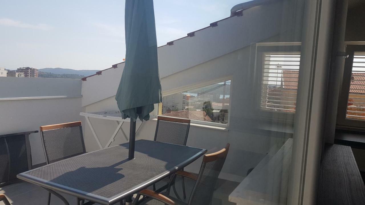 Apartman Stegic Шибеник Экстерьер фото